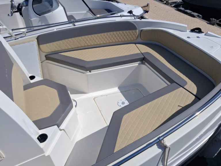 Alquiler de barcos Sanguinet barato de CL 620