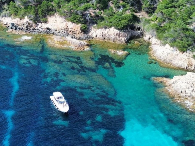 Jeanneau Leader 36 de alquiler a Sainte-Maxime