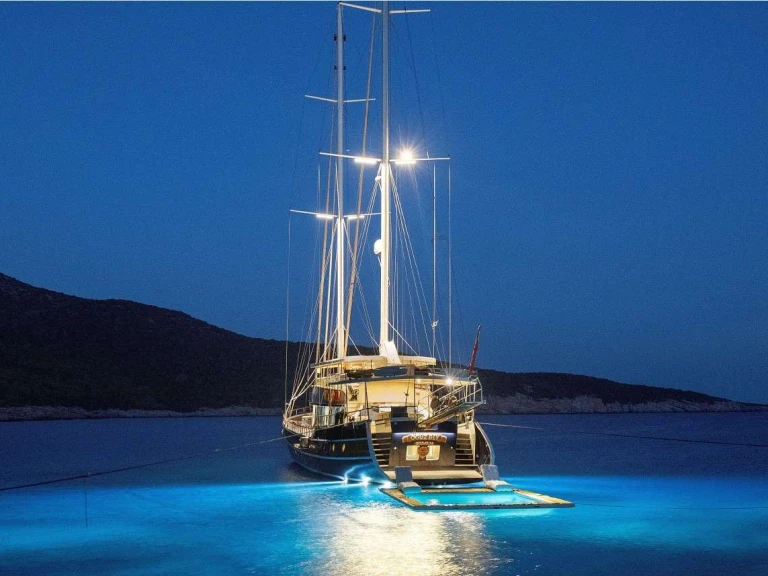 Alquiler de barcos Bodrum barato de OGUZ BEY