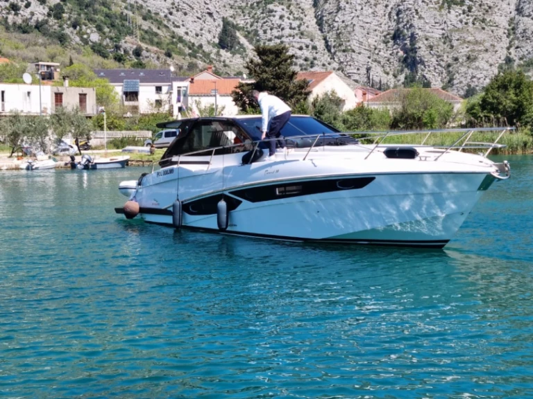 Alquiler de Lancha, con o sin patrón Rio Yachts Šibenik