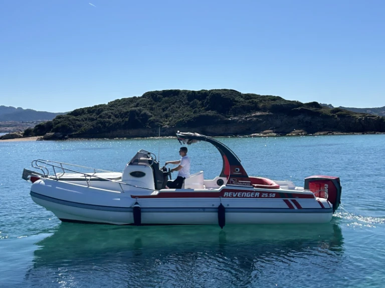 Alquiler La Maddalena - Revenger Revenger 25.5 en SamBoat