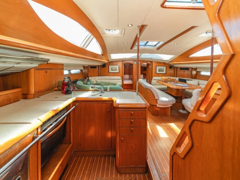 Alquiler de Jeanneau Sun Odyssey 54 DS en Antibes