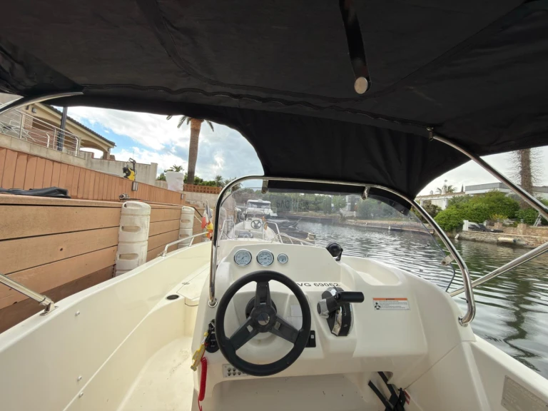 Alquiler de Lancha, con o sin patrón Quicksilver Empuriabrava