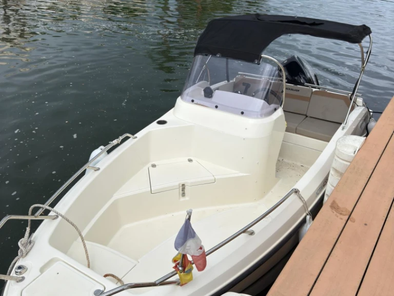 Quicksilver silver 465 de alquiler a Empuriabrava