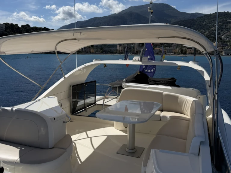 Alquiler Marina Baie des Anges, France - vz 68 en SamBoat