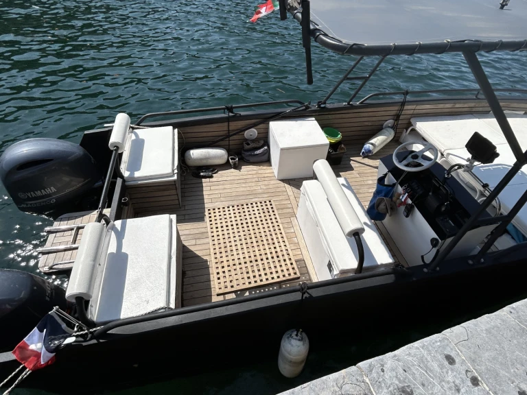 Alquiler de barcos Hendaye barato de Catamaran One Off