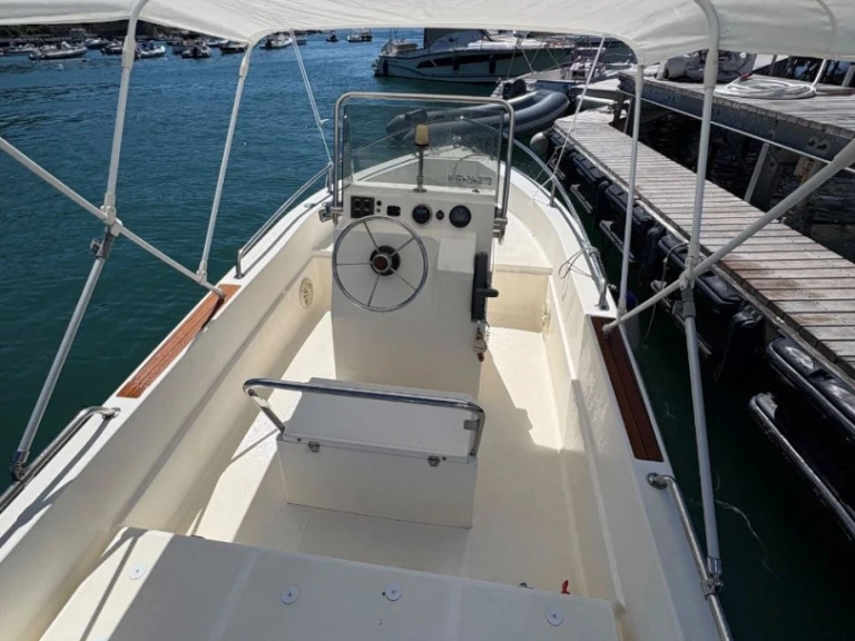 Alquiler de embarcaciones Capelli Cap16 enPorto Turistico Internazionale Di Rapallo en Samboat