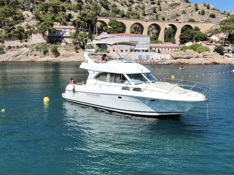 Alquiler de Jeanneau Prestige 36 en Marsella