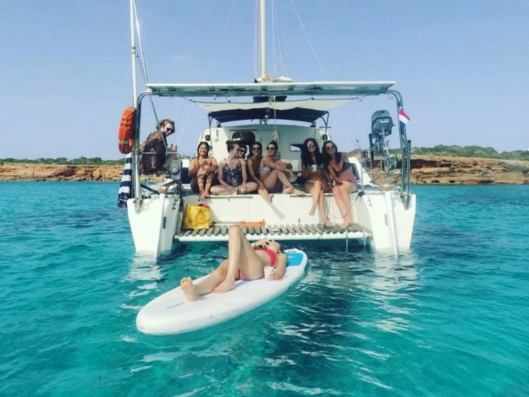 Catamarán para alquilar La Savina al mejor precio