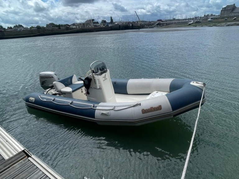 Alquiler de Lancha, con o sin patrón Bombard Paimpol