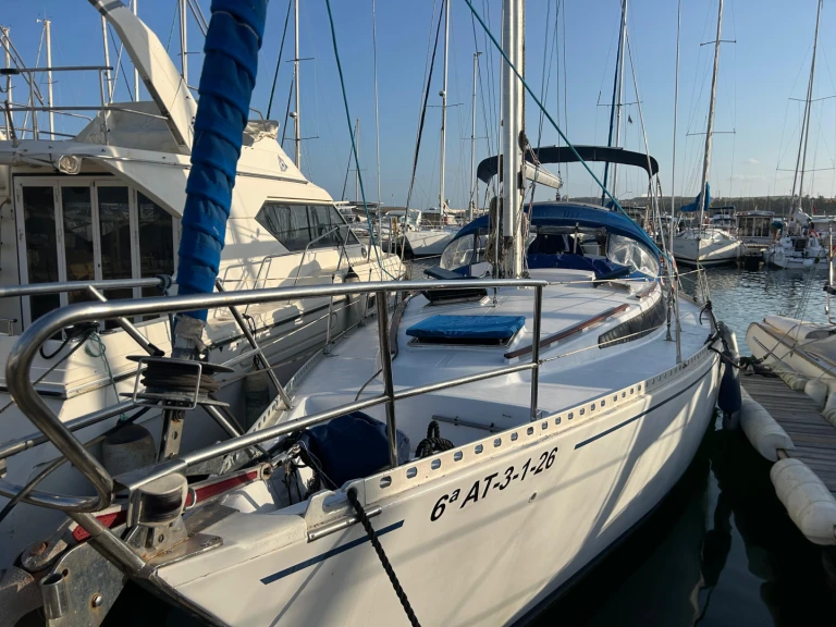 Alquiler de Velero, con o sin patrón Nao glass Alicante