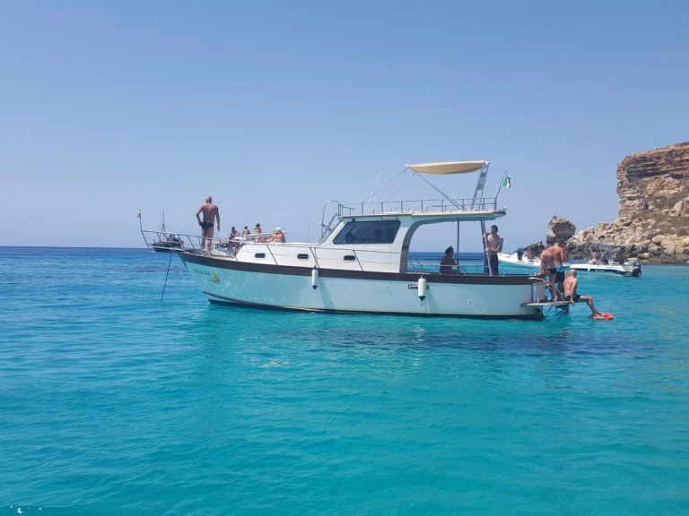 Lancha para alquilar Lampedusa al mejor precio