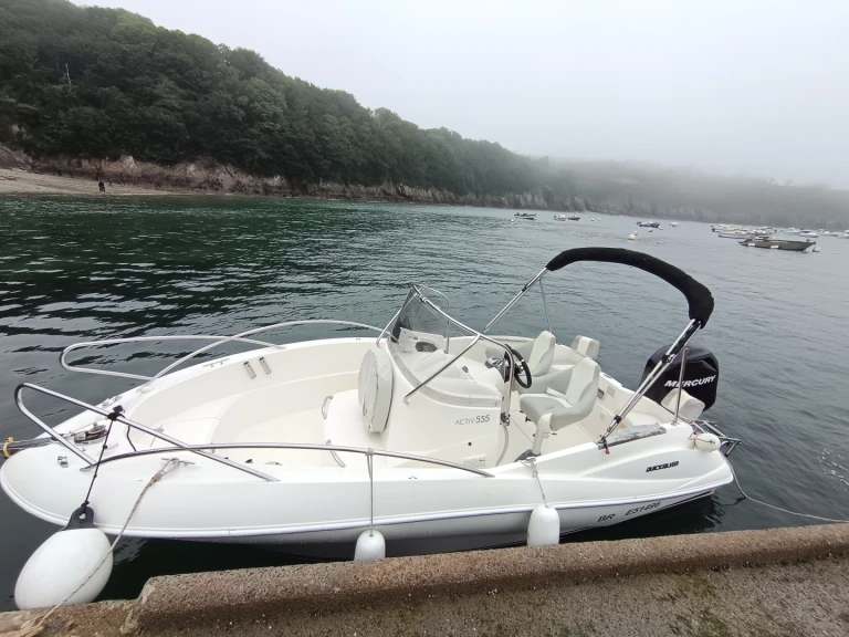 Alquiler de barcos Brest barato de Activ 555 Open