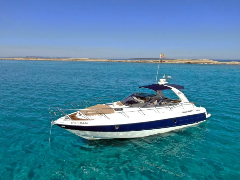 Alquiler de embarcaciones Cranchi Endurance 41 enCannes en Samboat