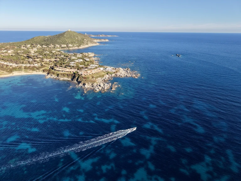 Alquiler de barcos Villasimius barato de Salpa Soleil 18