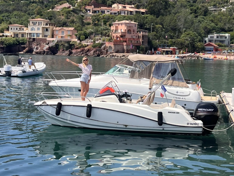 Alquiler de barcos Cannes barato de Quicksilver 605 Sundeck