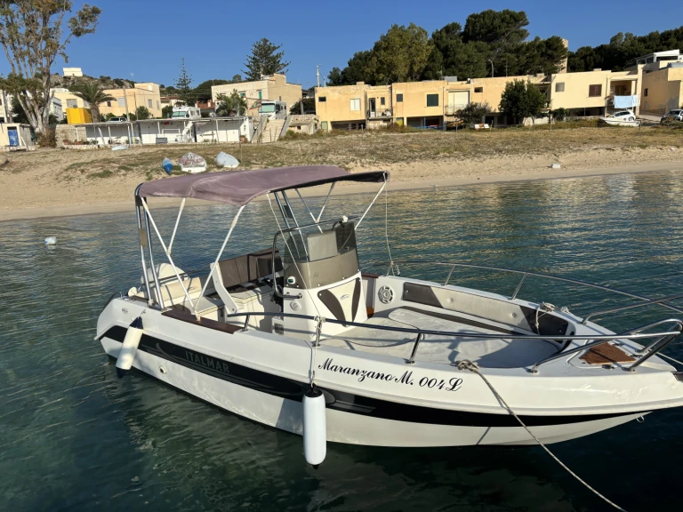Lancha para alquilar San Vito Lo Capo al mejor precio