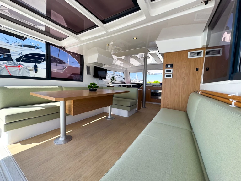 Alquiler de Catamarán, con o sin patrón Bali Pirovac