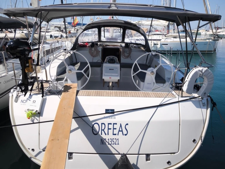 Bavaria Cruiser 46 de alquiler a Álimos
