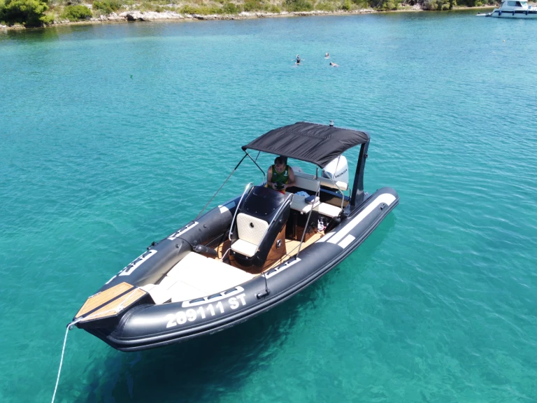 Alquiler Neumática en Trogir - Inception 680