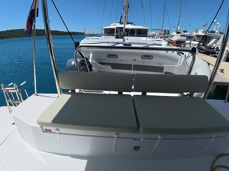 Alquiler de Bali Bali Catspace Voile en Pirovac