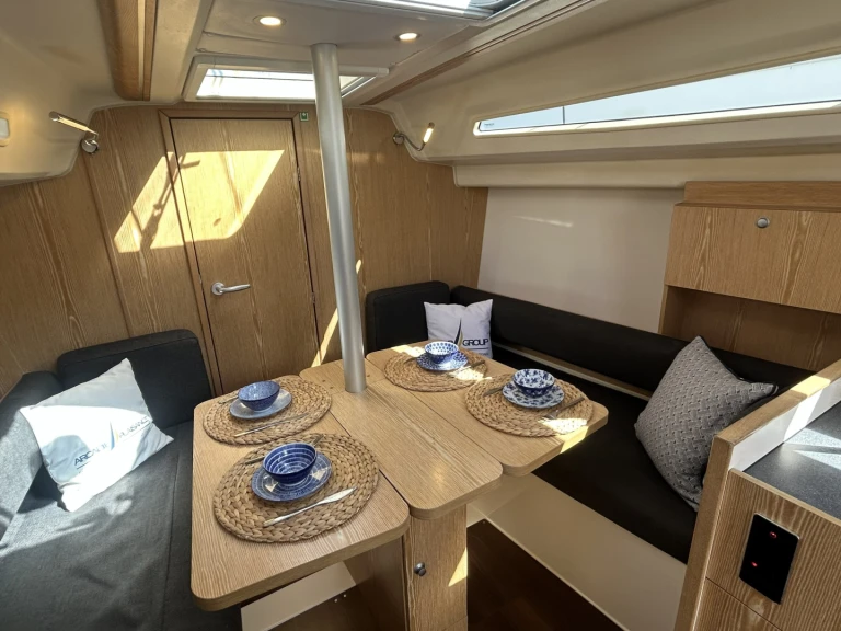 Alquiler Cogolin - Hanse Hanse 315 en SamBoat