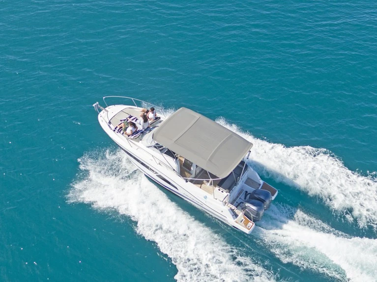 Alquiler de embarcaciones Jeanneau Cap Camarat 9.0 WA enSant Antoni de Portmany en Samboat