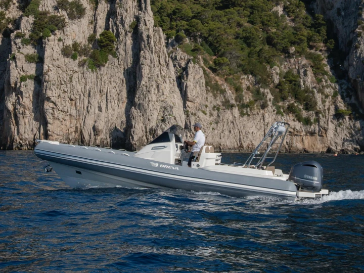 Alquiler de barcos Sorrento barato de BREVA 800