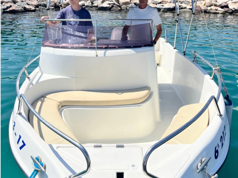 Alquiler de barcos Garrucha barato de Shiren 23 Open Plus