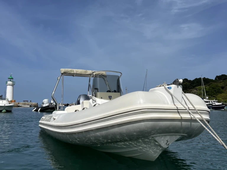 Alquiler Neumática en Sauzon - Capelli Tempest 570