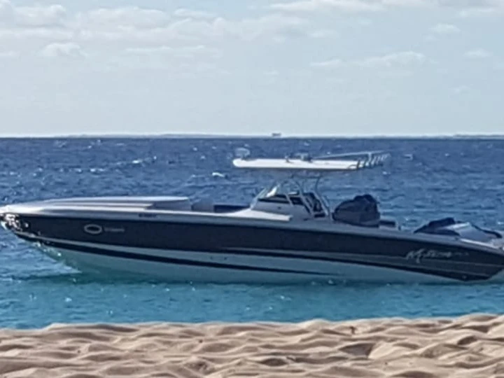MOTION 42 SF de alquiler a Marigot
