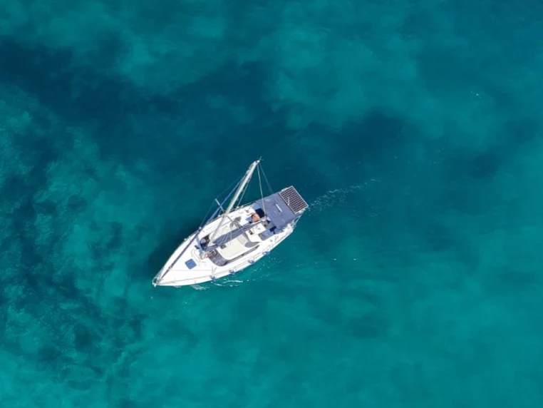 Yachting-France 10.40 MS de alquiler a Saint-Jean-Cap-Ferrat