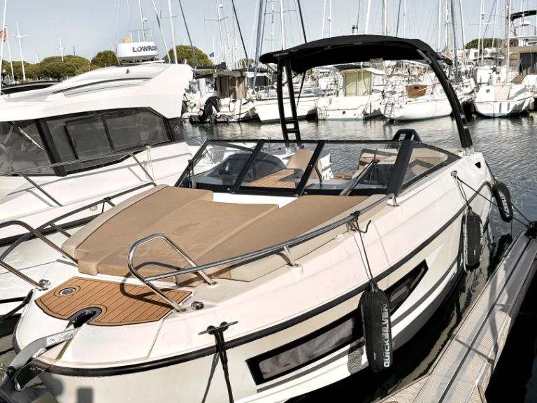 Alquiler Lancha en Port-Camargue - Quicksilver Activ 755 Cruiser