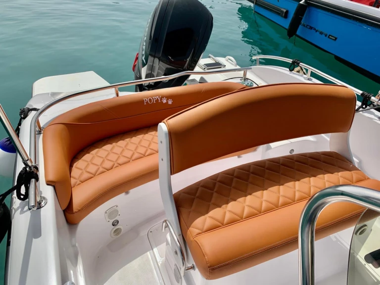 Alquiler de Raineri Challenger 19 en Palma de Mallorca