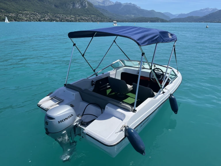 Alquiler de Glastron GT 185 en Annecy