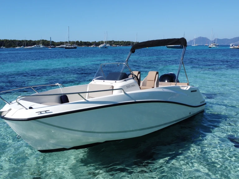 Quicksilver Activ 555 Open de alquiler a Mandelieu-la-Napoule