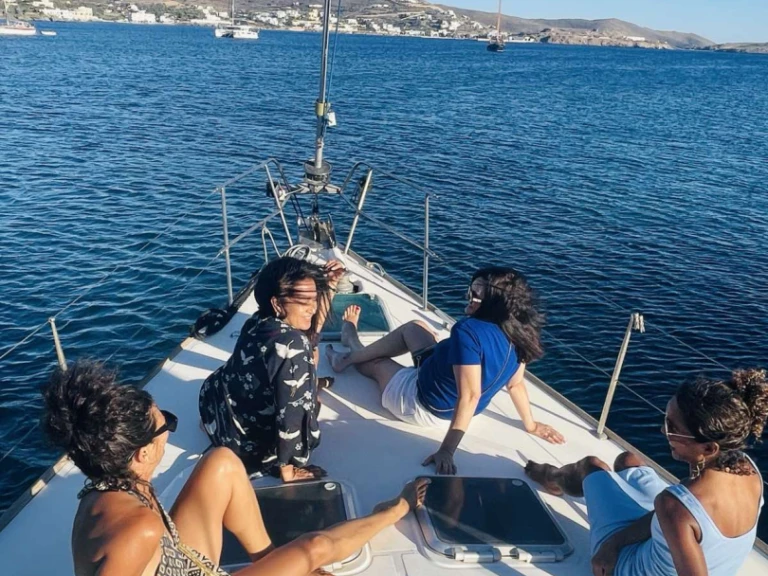 Alquiler de barcos Paros Port barato de Sun Odyssey 49