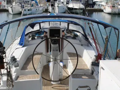 Hanse 370e  de alquiler a Ibiza (Ciudad)