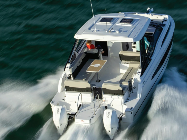 Aquila Aquila 32 Sport de alquiler a Le Marin