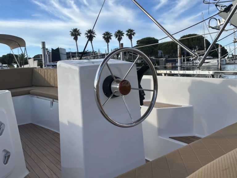 Alquiler de barcos Port-Camargue barato de SYLVER YACHT