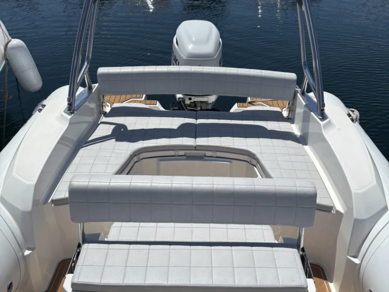 Alquiler de barcos Les Issambres barato de 790 Pro Dynamic