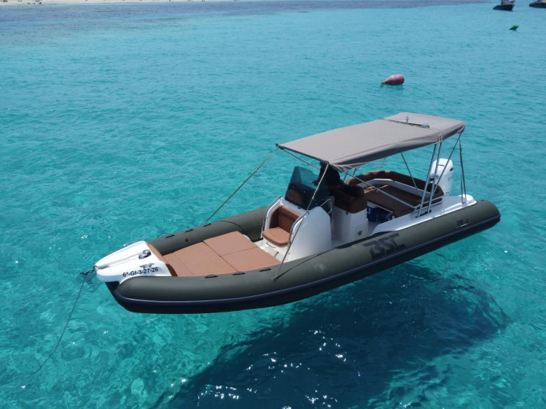 Alquiler de Bsc BSC 78 ELEGANCE en Santa Eulària des Riu