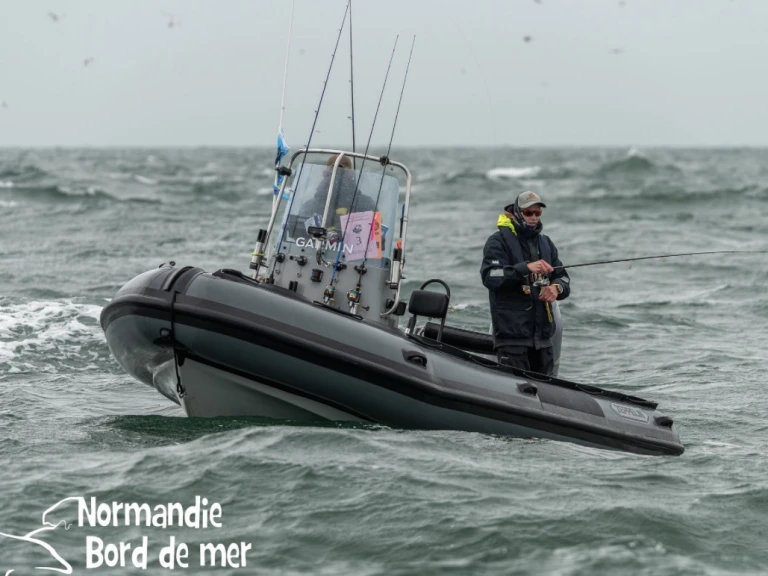 Alquiler de embarcaciones Zeppelin Zeppelin Command 20 VPRO enCherbourg-en-Cotentin en Samboat
