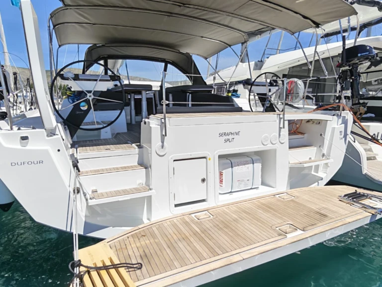 Alquiler de embarcaciones Dufour Dufour 54 - 6 cab. enSeget Donji en Samboat
