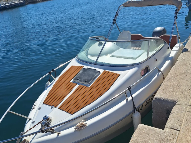 Alquiler de barcos Marsella barato de Oyster 20