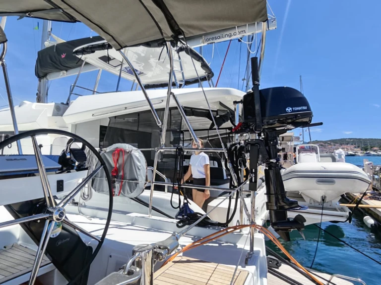 Alquiler de embarcaciones Dufour Dufour 54 - 6 cab. enSeget Donji en Samboat