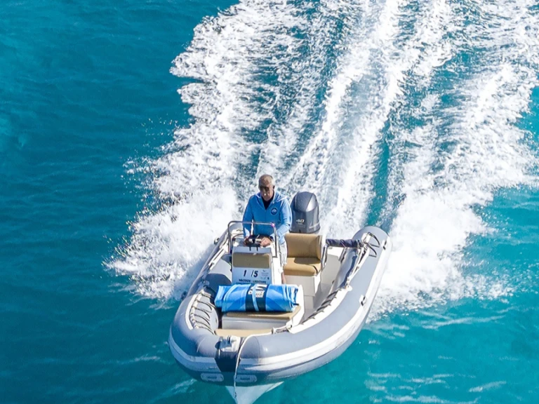 Alquiler Cala Gonone - Joker Boat Coaster 470 en SamBoat