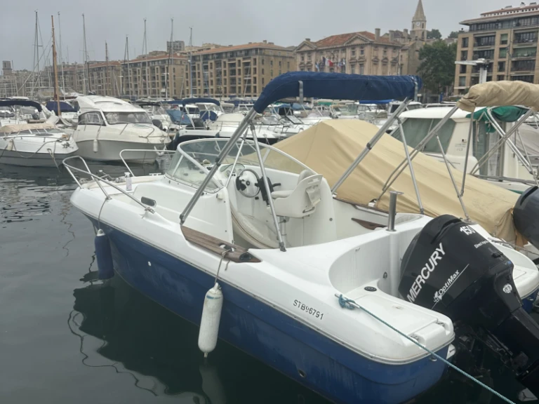 Alquiler Lancha en Marsella - Jeanneau CAP CAMARAT 6,5 CC Style