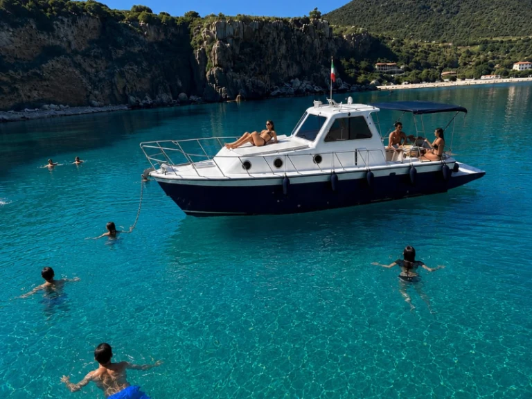 Alquiler de embarcaciones aztec Crestline enCefalù en Samboat