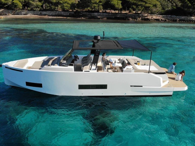 Alquiler de embarcaciones DE ANTONIO Yachts D42 Open  enPalma de Mallorca en Samboat